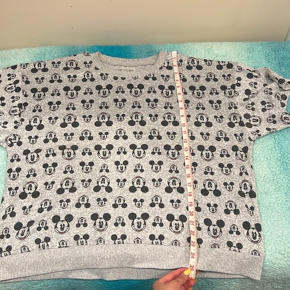 🔥Disney Gray Mickey Mouse Top🔥 - Picture 5 of 6
